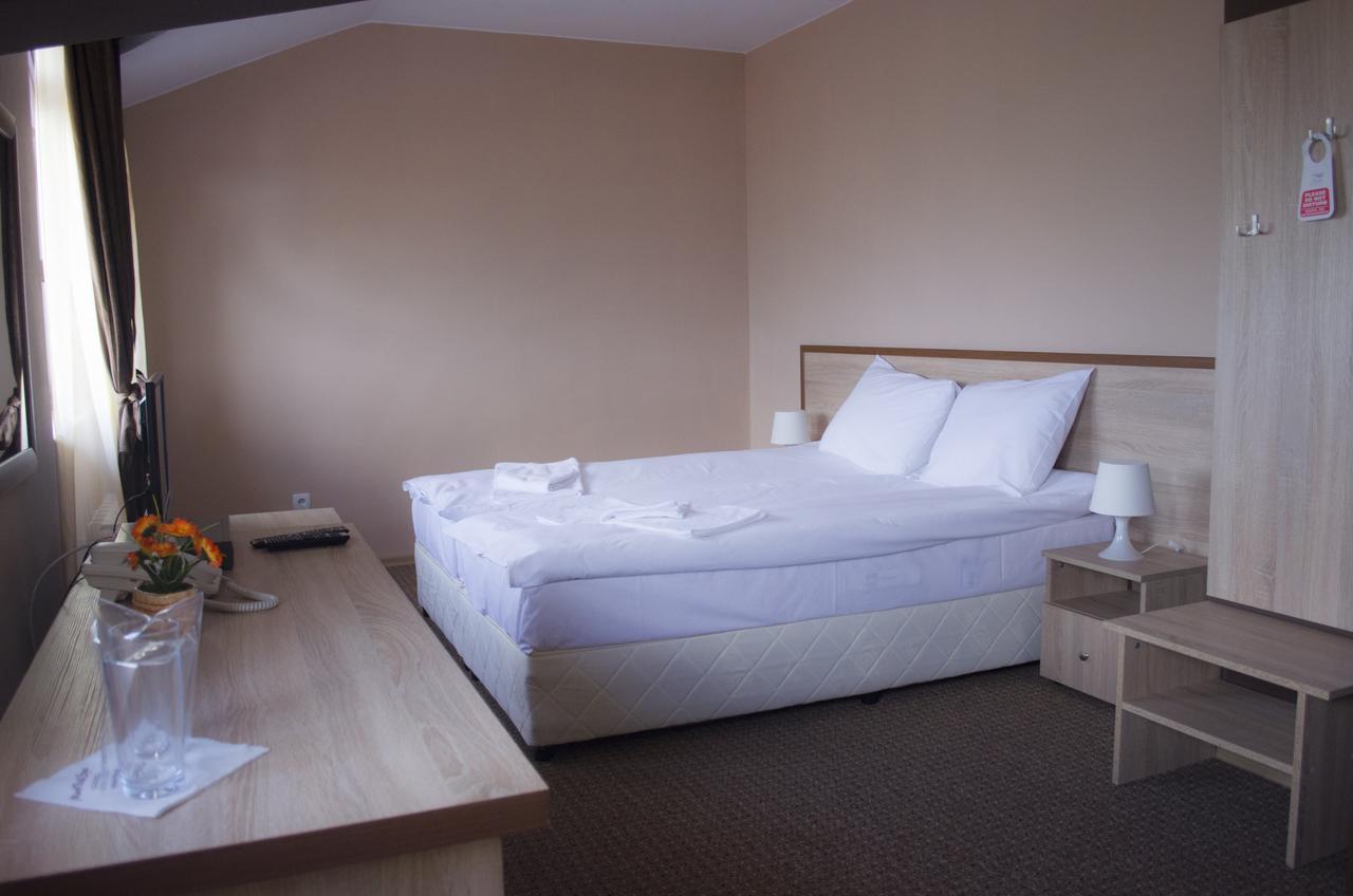 Maribel Spa Hotel Koprilova Ngoại thất bức ảnh