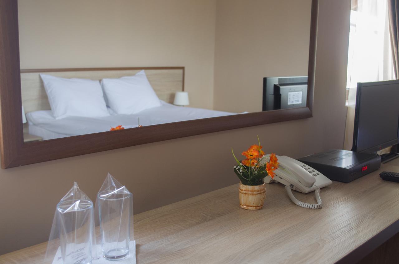 Maribel Spa Hotel Koprilova Ngoại thất bức ảnh